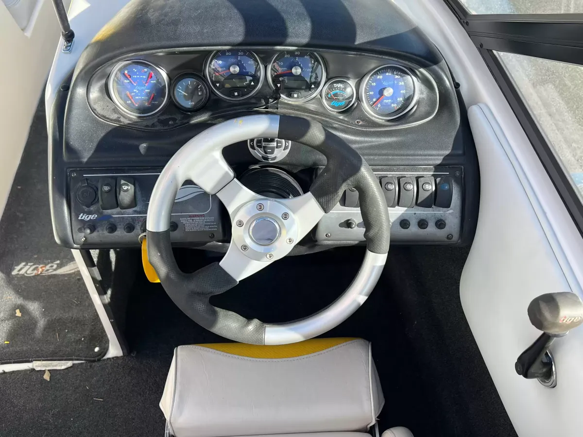 2003 Tige 20I-7
