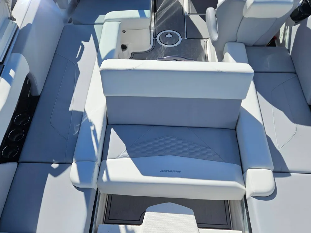 Boat Image Slide 8