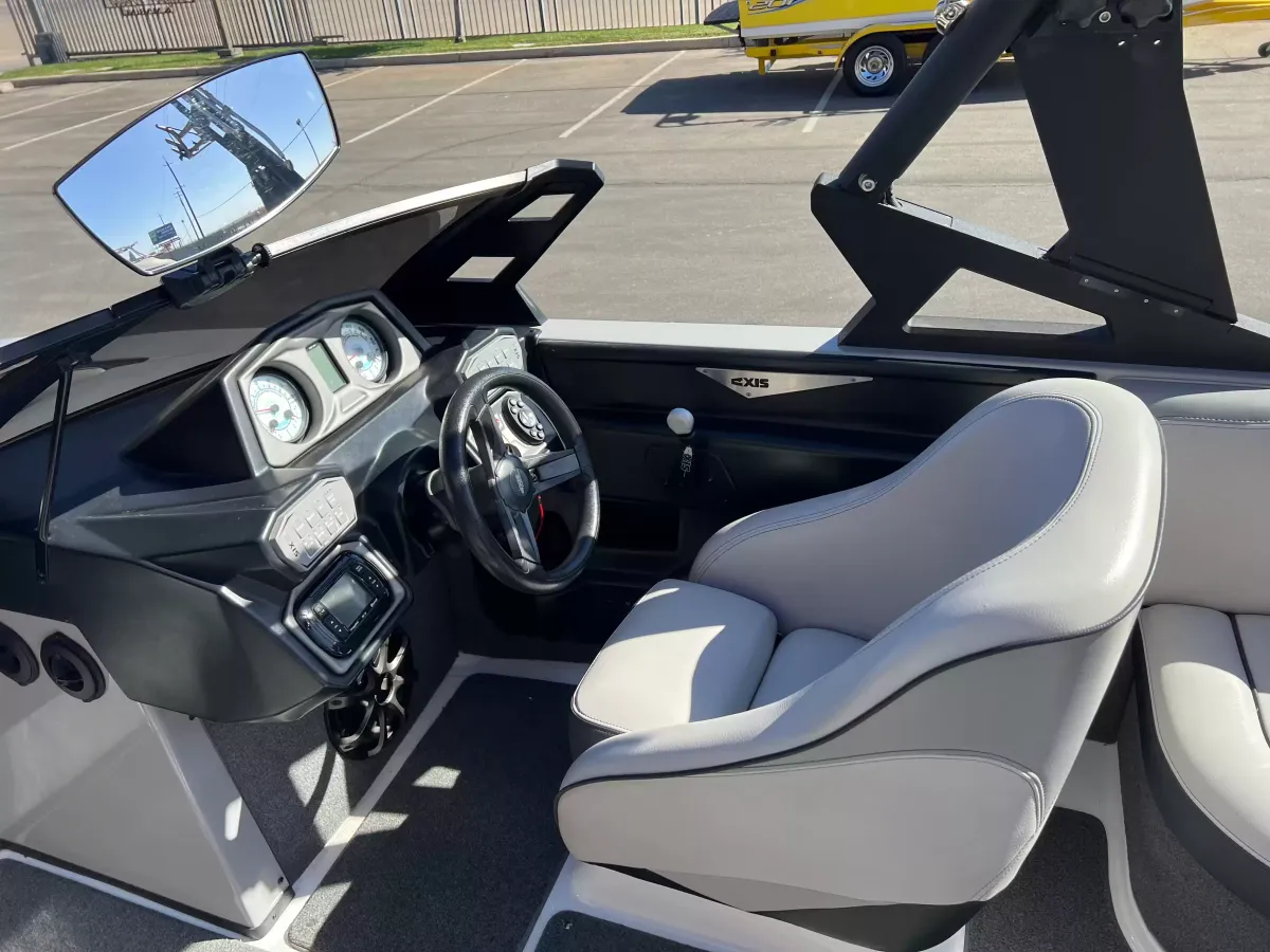 2017 Axis T22-8