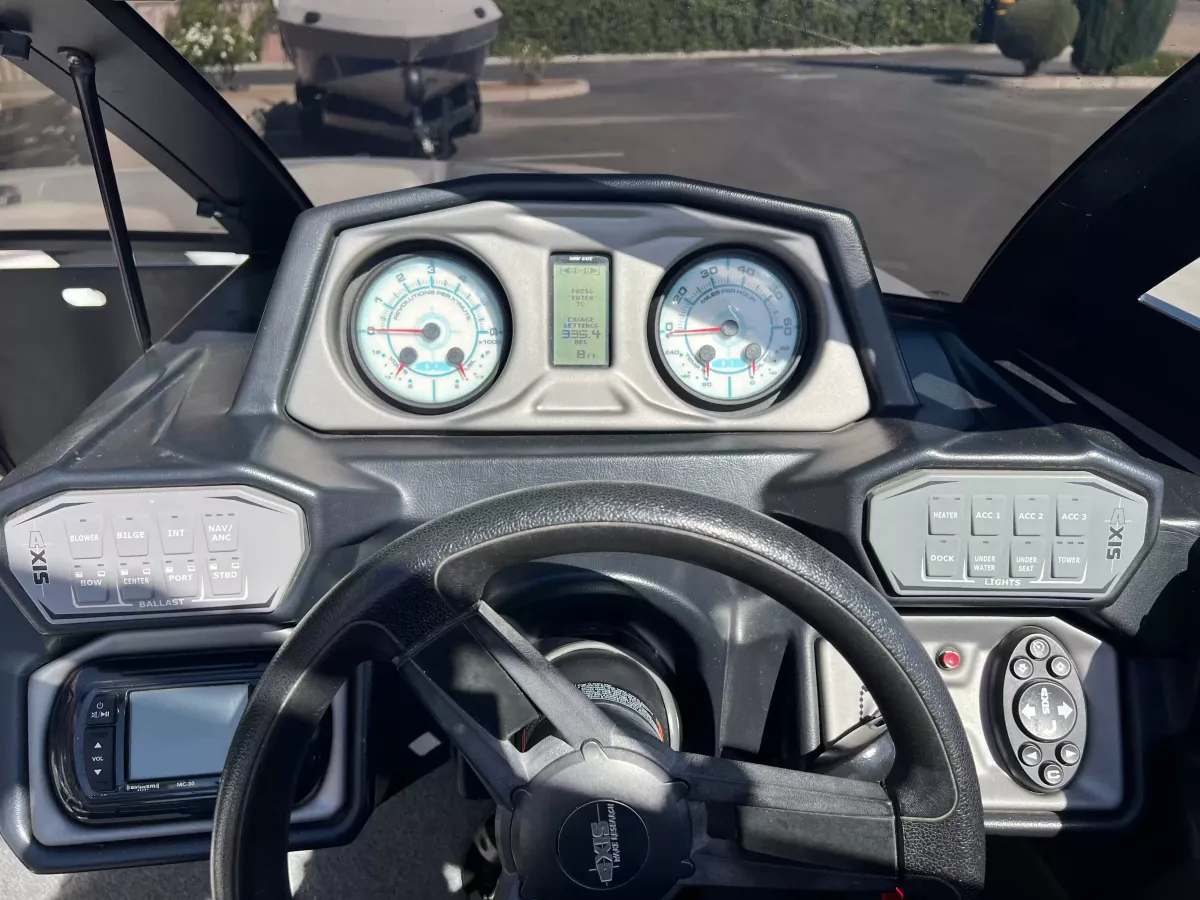 2017 Axis T22-17