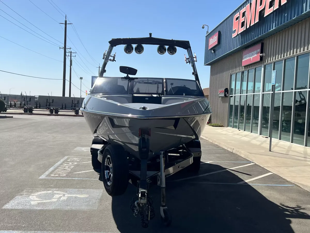 2017 Axis T22-18