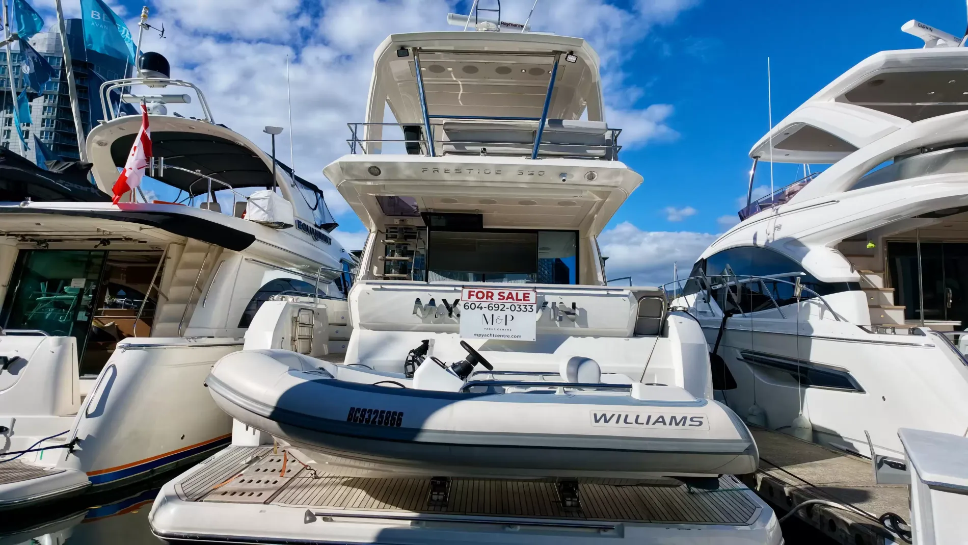 Pre-Owned 2022 Prestige 590 Fly for Sale | Vancouver, BC | M&P Yacht Centre | 697bac93f6038689a0043c9e