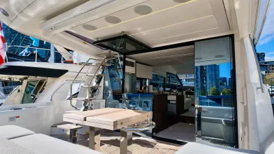 Pre-Owned 2022 Prestige 590 Fly for Sale | Vancouver, BC | M&P Yacht Centre | 697bac93f6038689a0043c9e