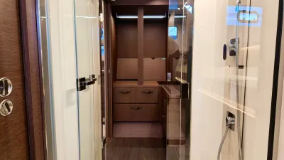 Pre-Owned 2022 Prestige 590 Fly for Sale | Vancouver, BC | M&P Yacht Centre | 697bac93f6038689a0043c9e