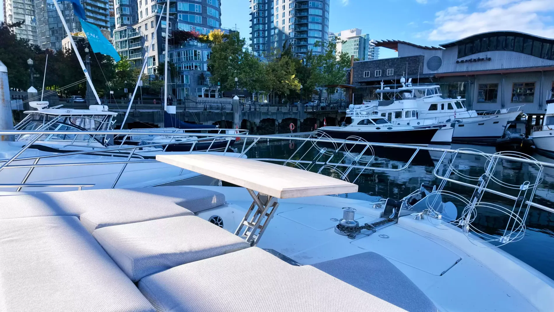 Pre-Owned 2022 Prestige 590 Fly for Sale | Vancouver, BC | M&P Yacht Centre | 697bac93f6038689a0043c9e
