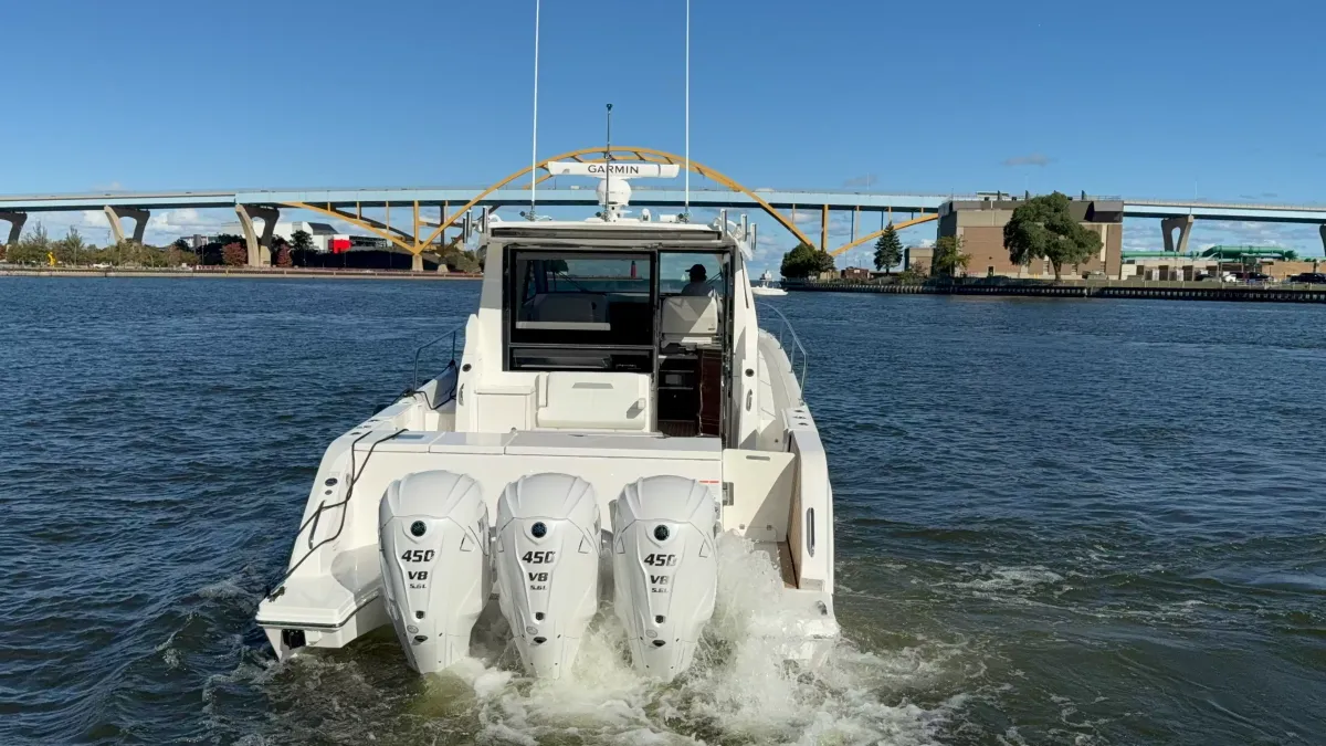 dummy-boat-img
