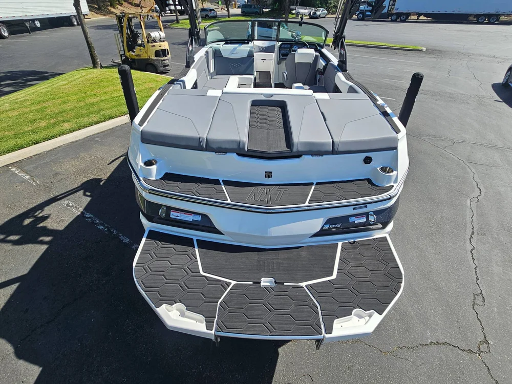 2026 Mastercraft NXT23