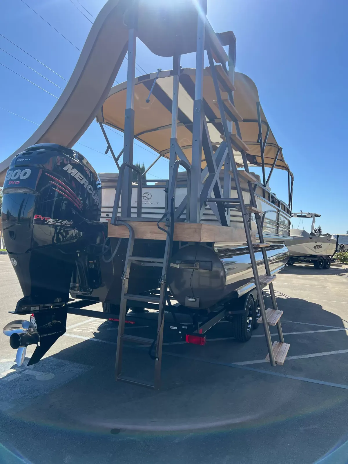 2017 Regency 254 LE-29