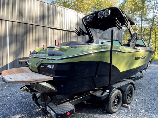 Boat Thumbnail 4