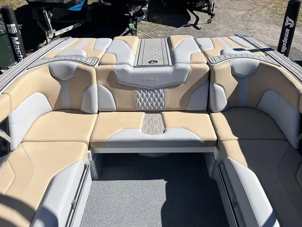 Boat Thumbnail 5