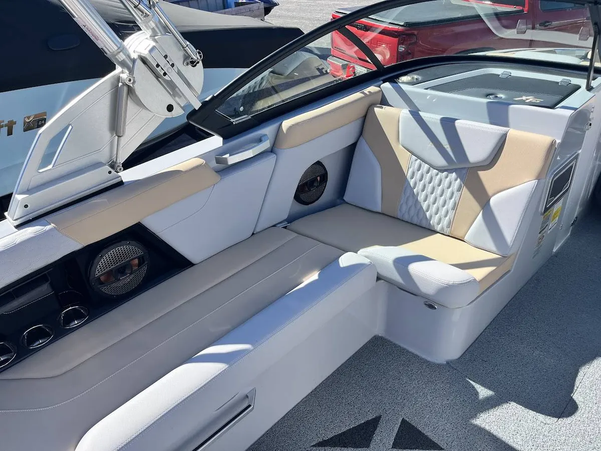 dummy-boat-img
