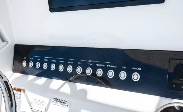 2022 Regulator 23 CENTER CONSOLE detail image 8