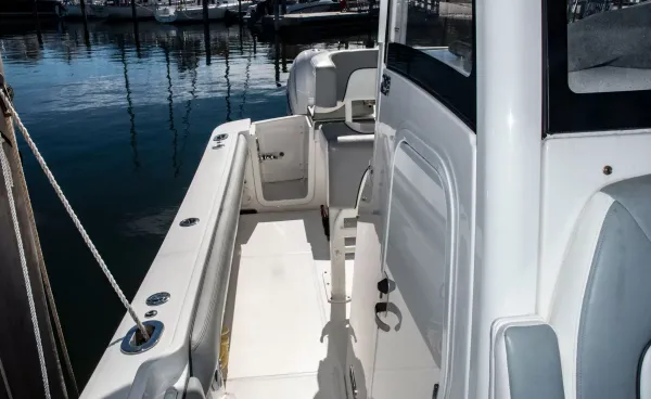 2022 Regulator 23 CENTER CONSOLE detail image 12