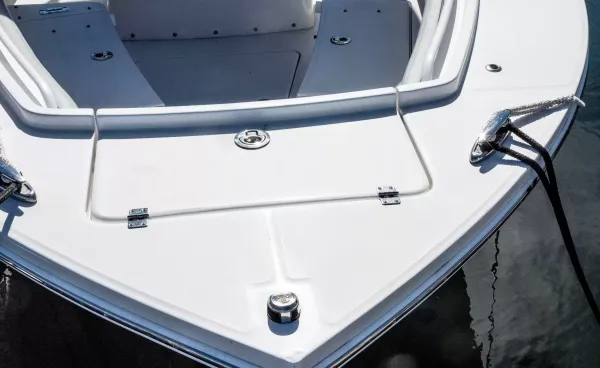 2022 Regulator 23 CENTER CONSOLE detail image 16