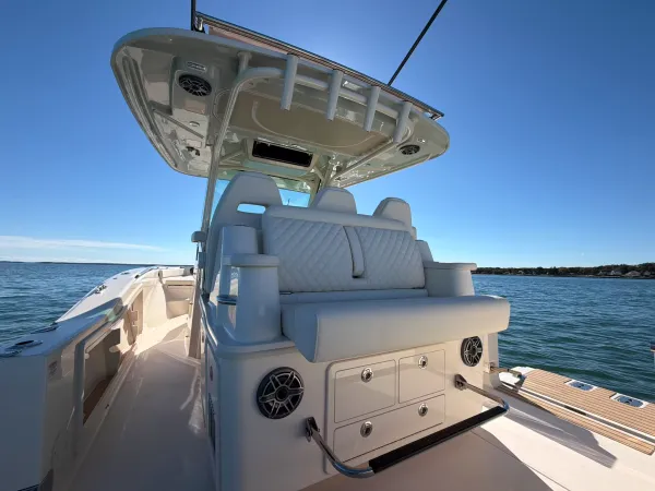 2027 Grady White COASTAL EXPLORER 321 detail image 14