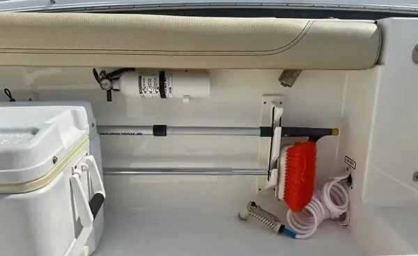 2019 Pursuit DC 265 detail image 10