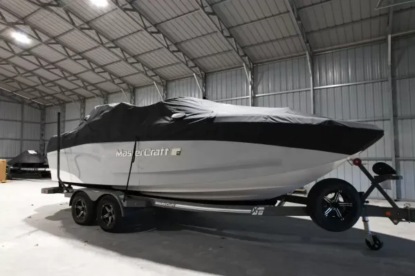 2027 Mastercraft XT22-70
