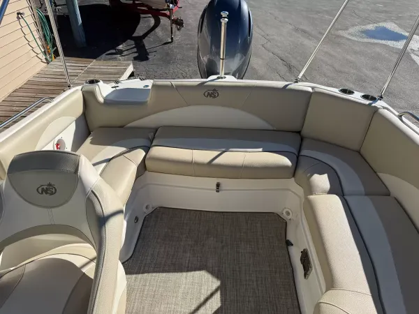 2018 NauticStar 203 Dual Console-13