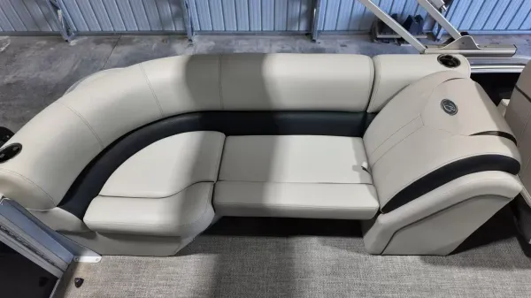 2020 Barletta E22QC-57