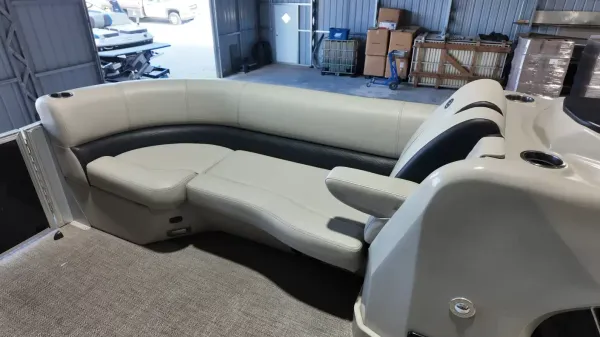 2020 Barletta E22QC-27