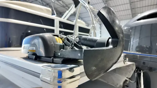 2020 Barletta E22QC-11