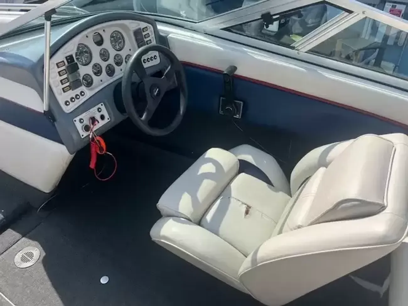 1993 Crownline 182 BR-11