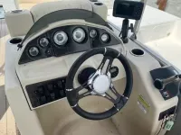 2019 Sylvan Mirage 8520 Cruise-9
