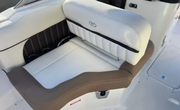 2022 Cobalt 23 SC detail image 16