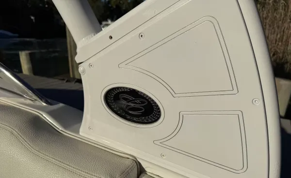 2022 Cobalt 23 SC detail image 19