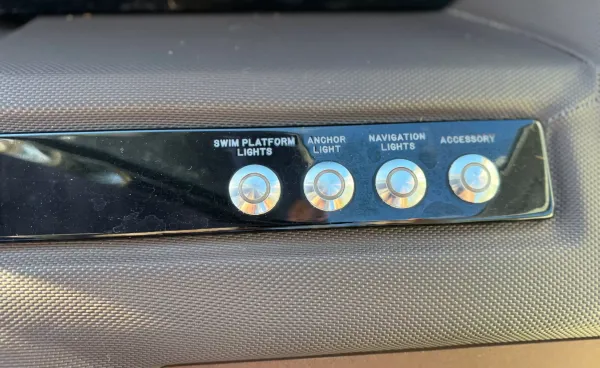 2022 Cobalt 23 SC detail image 32