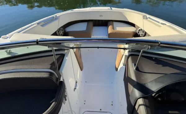 2022 Cobalt 23 SC detail image 37