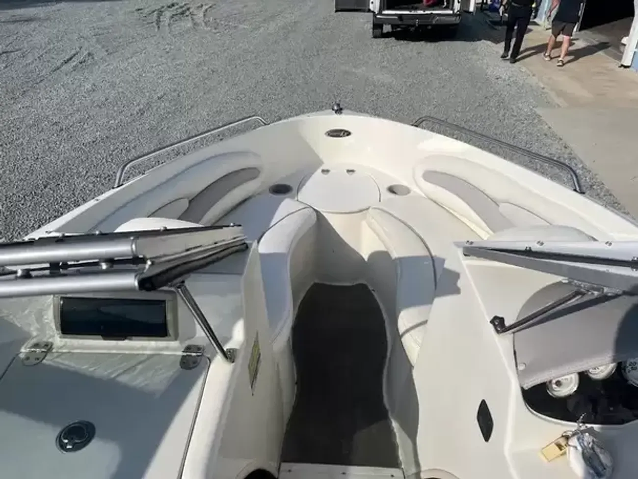 2010 Stingray 185 LX-2