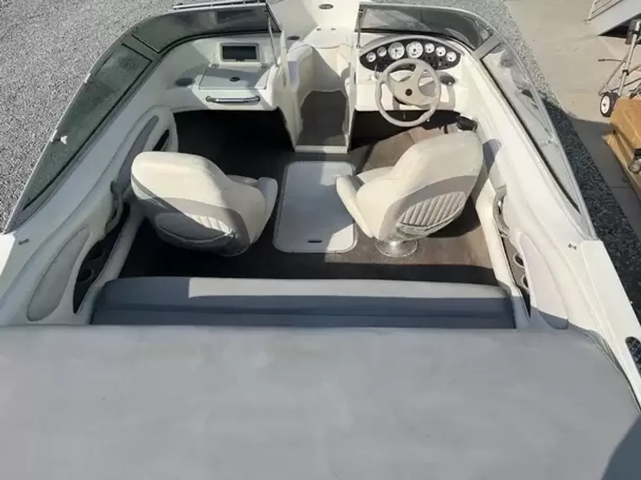 2010 Stingray 185 LX-10