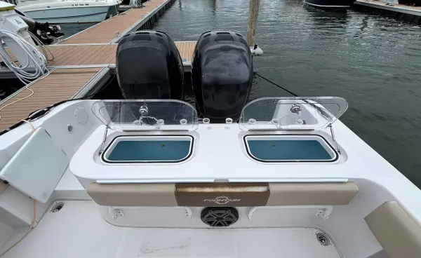 2018 Fountain 34 CC detail image 4