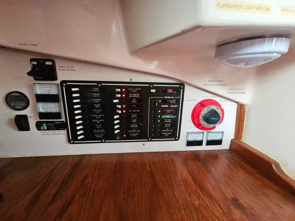 Hunter 36 1980-5