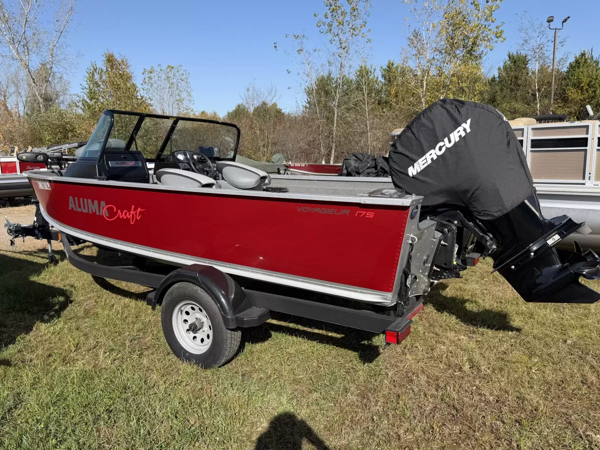 boat-carouselImage-image