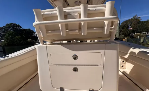 2017 Grady White FISHERMAN 236 detail image 11