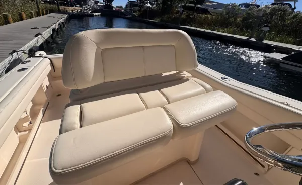 2017 Grady White FISHERMAN 236 detail image 12