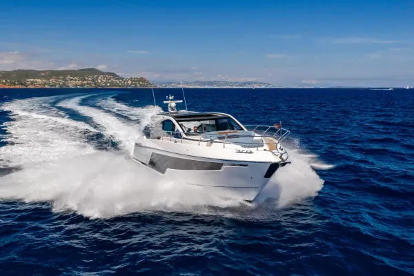 2027 Fairline TARGA 58 GTO detail image 1