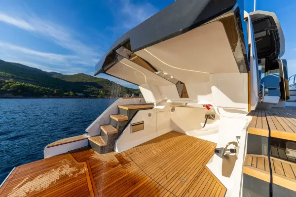 2027 Fairline TARGA 58 GTO detail image 18