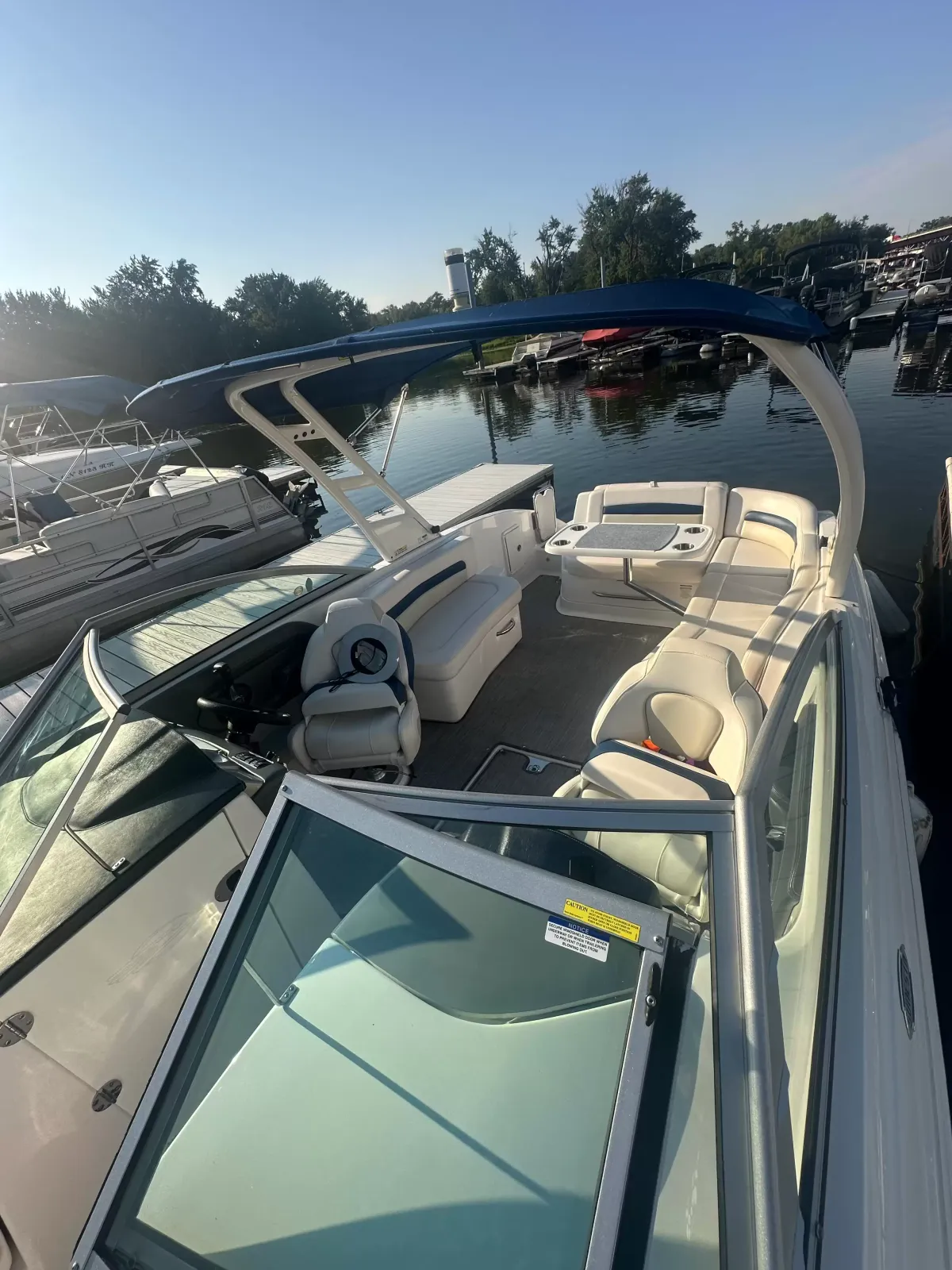 boat-carouselImage-image
