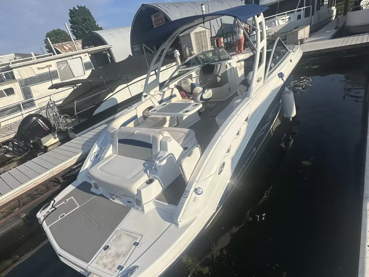 boat-carouselImage-image