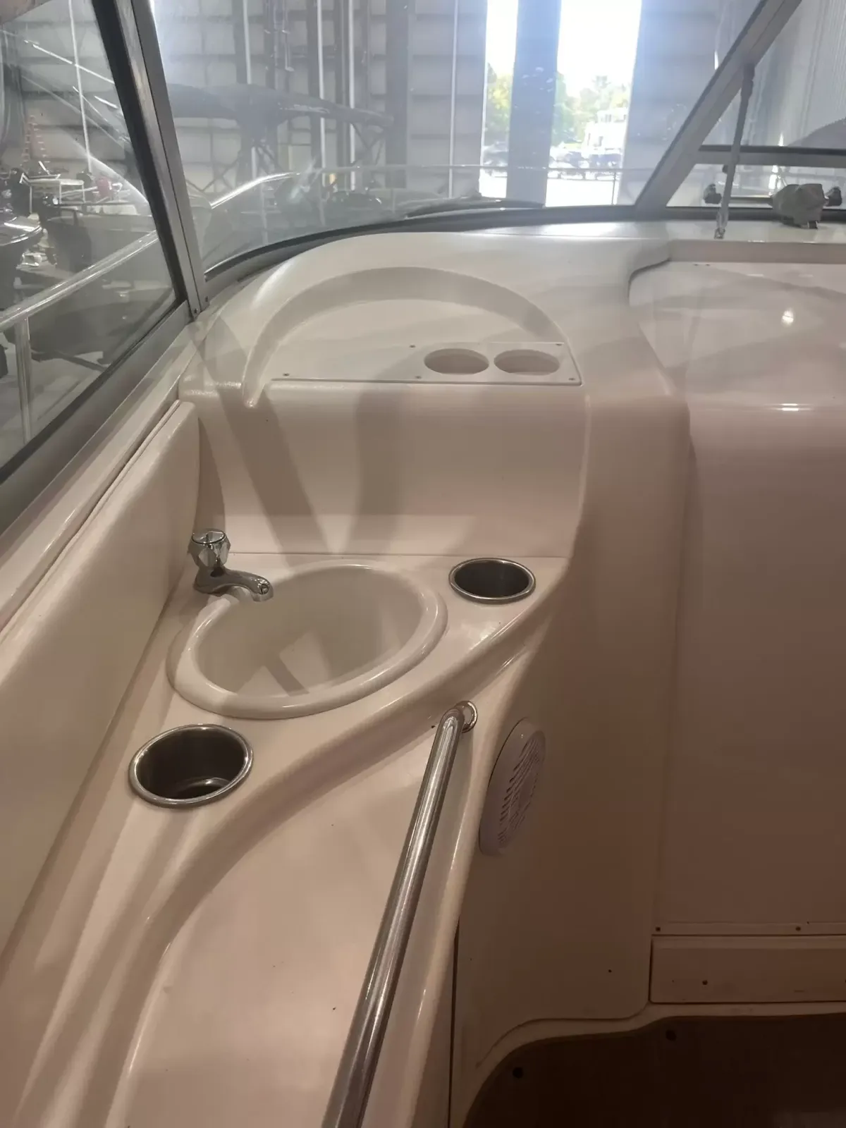boat-carouselImage-image