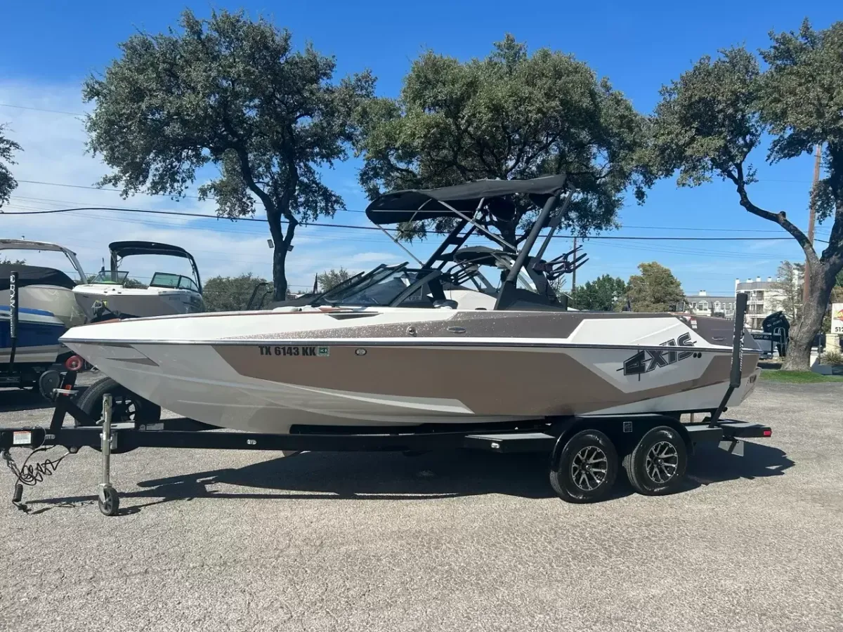 dummy-boat-img