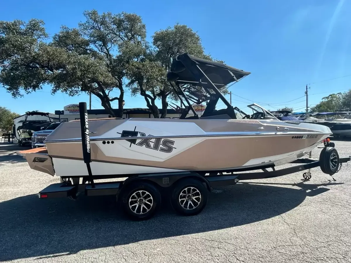 dummy-boat-img