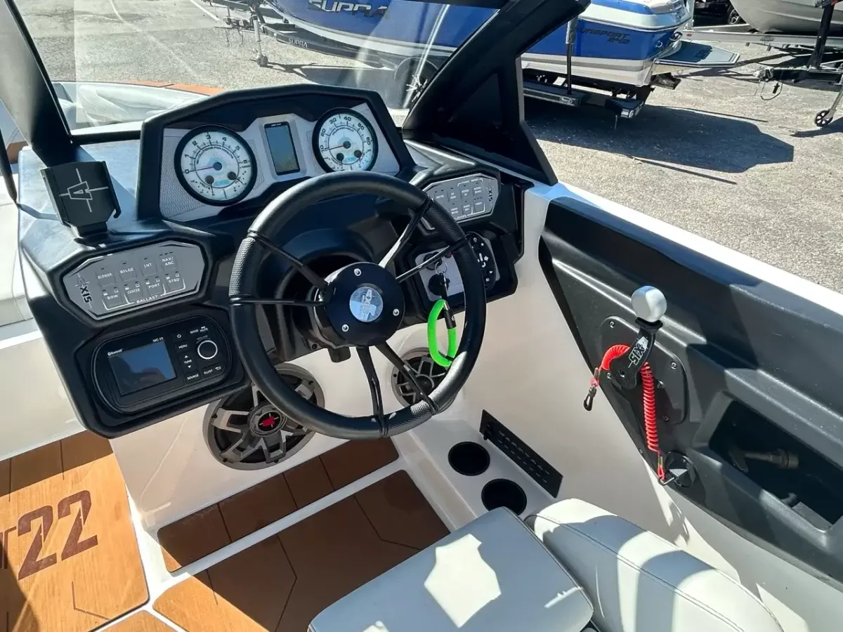 dummy-boat-img