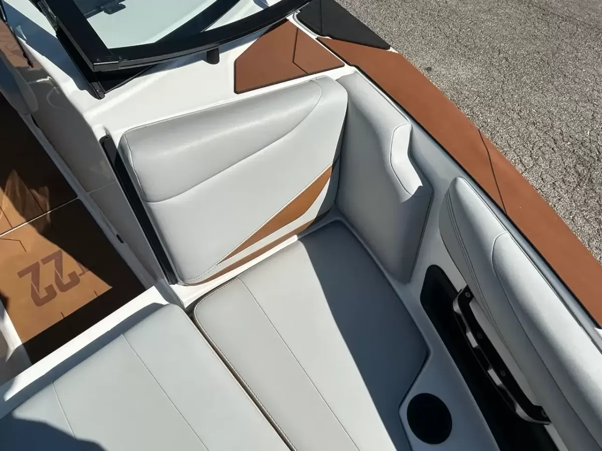 dummy-boat-img