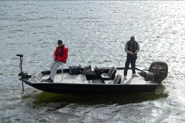 2027 Smoker craft Viper XR 175 Pro C-1