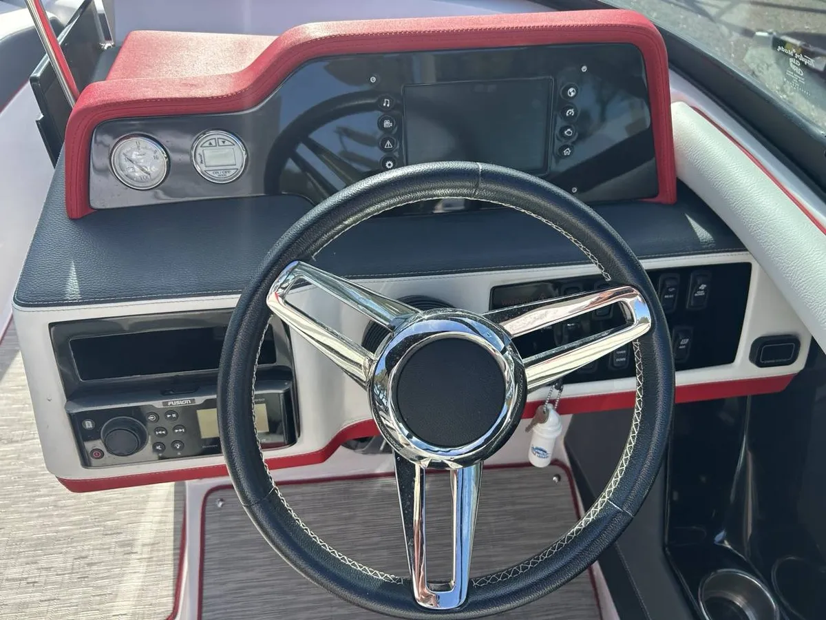 dummy-boat-img