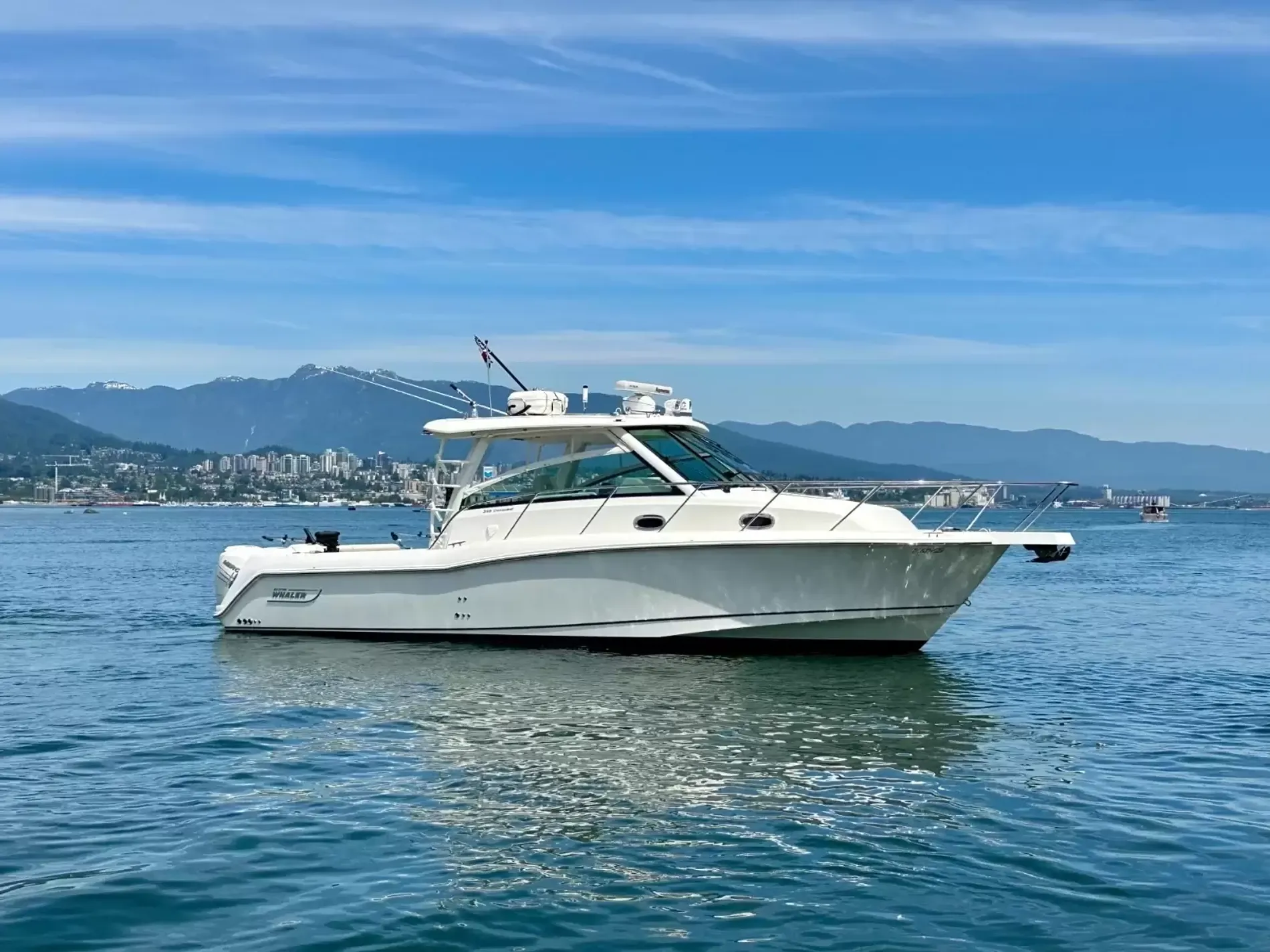 Pre-Owned 2017 Boston whaler 345 Conquest for Sale | Vancouver, BC | M&P Yacht Centre | 6adbd4ebb1a525829c0a6ddb